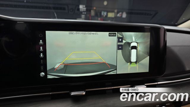 Kia Canival 2023 — photo 16