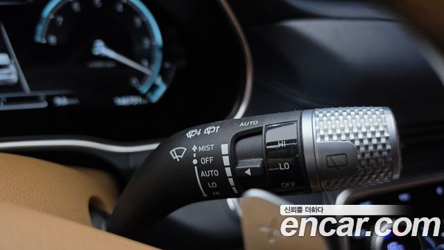 Genesis GV80 2022 — photo 27