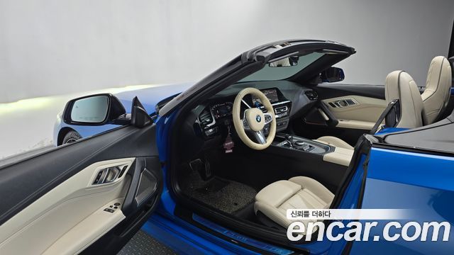 BMW Z4 2020 — photo 13