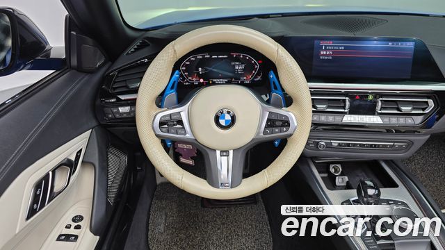 BMW Z4 2020 — photo 17