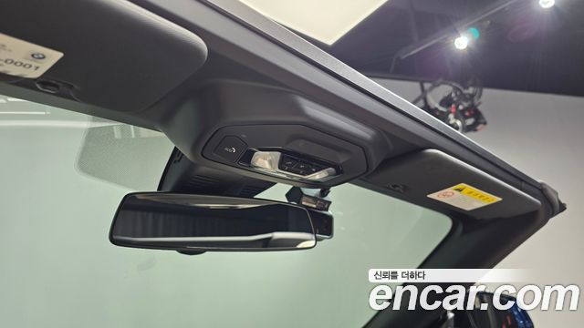 BMW Z4 2020 — photo 23