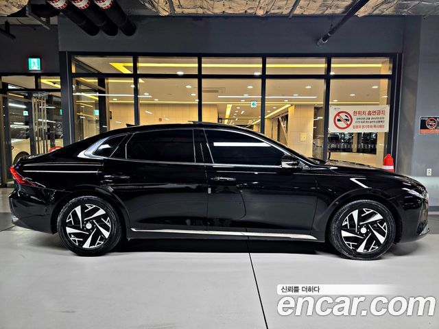 Hyundai Grandeur 2023 — photo 3
