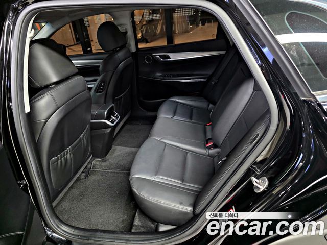 Hyundai Grandeur 2023 — photo 8