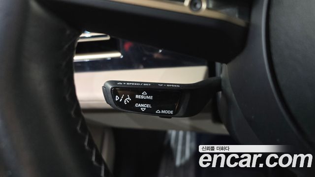 Porsche Taycan 2021 — photo 28