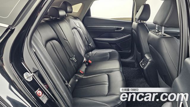 Hyundai Sonata 2023 — photo 18