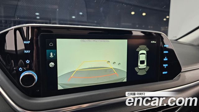Hyundai Sonata 2023 — photo 21