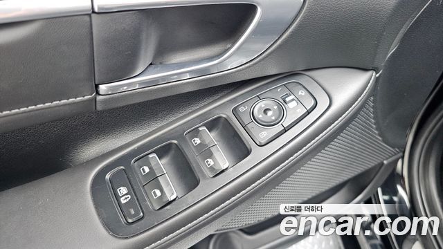 Hyundai Sonata 2023 — photo 28