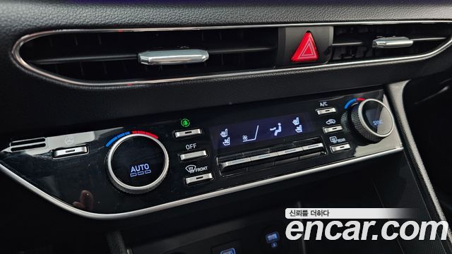 Hyundai Sonata 2023 — photo 31