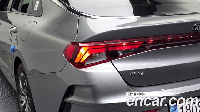 Kia K5 2020 — photo 9