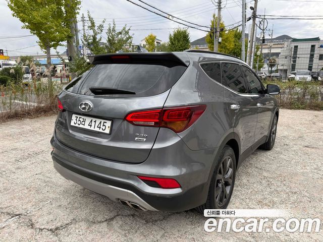 Hyundai Santafe 2016 — photo 3
