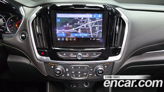 Chevrolet Korea Traverse 2022 — photo 19