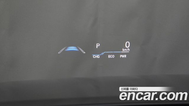 Lexus ES 2023 — photo 22