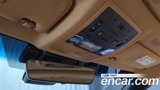 Lexus ES 2023 — photo 27