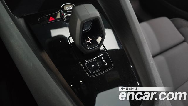 Polestar Polestar 2 2023 — photo 12