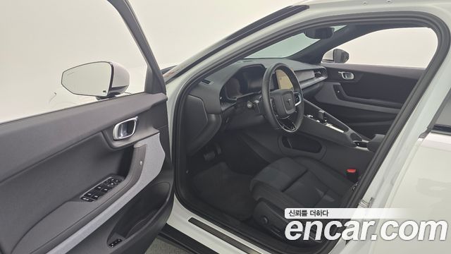 Polestar Polestar 2 2023 — photo 13