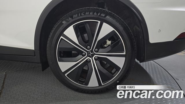 Polestar Polestar 2 2023 — photo 7