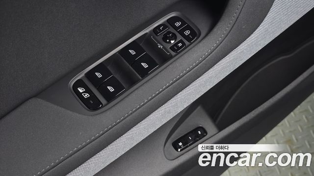 Polestar Polestar 2 2023 — photo 28