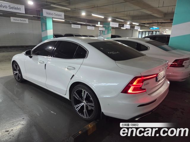 Volvo S60 2022 — photo 5