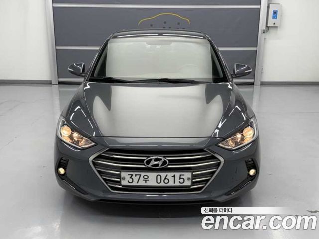 Hyundai AVANTE 2017 — photo 3