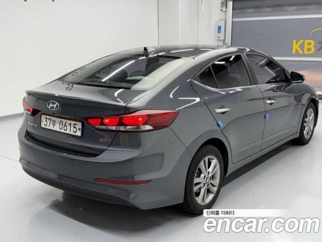 Hyundai AVANTE 2017 — photo 6