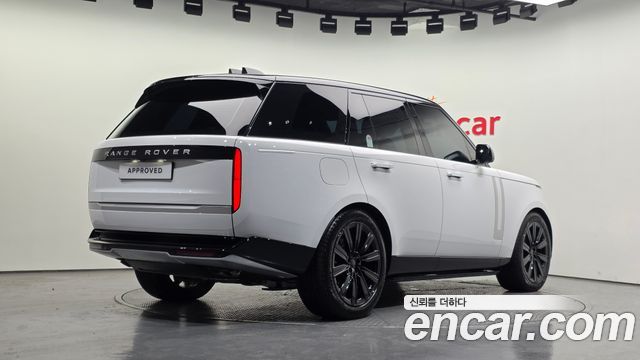 Land Rover Range Rover 2026 — photo 2
