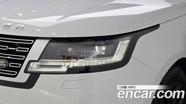 Land Rover Range Rover 2026 — photo 17