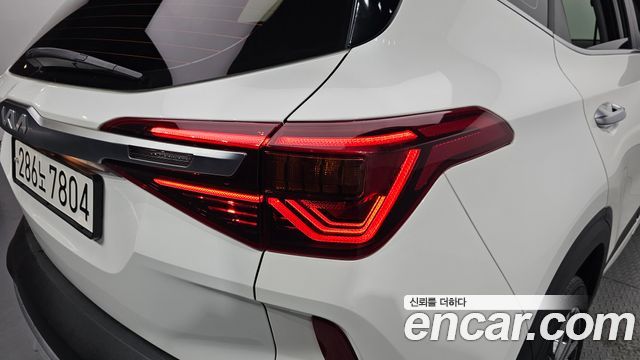 Kia Seltos 2023 — photo 9