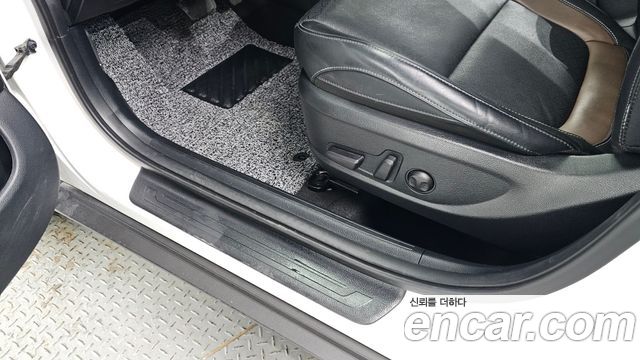 Kia Seltos 2023 — photo 28