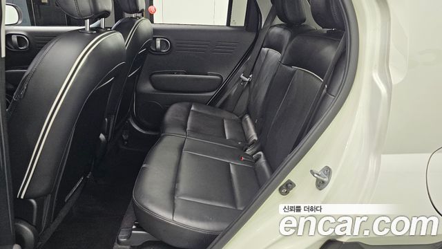 Hyundai Casper 2023 — photo 18