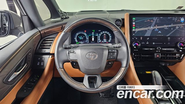 Toyota Alphard 2024 — photo 13