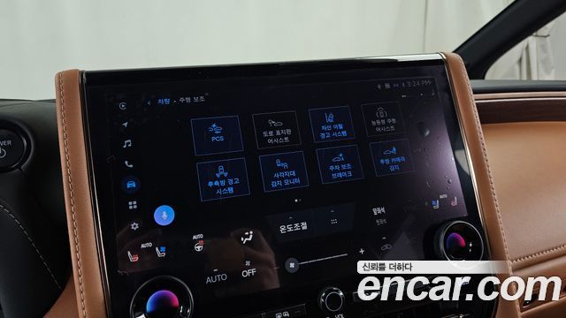 Toyota Alphard 2024 — photo 16