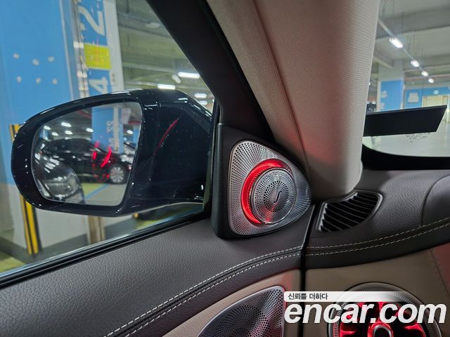 Mercedes-Benz S-Class 2019 — photo 16