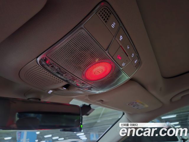Mercedes-Benz S-Class 2019 — photo 19