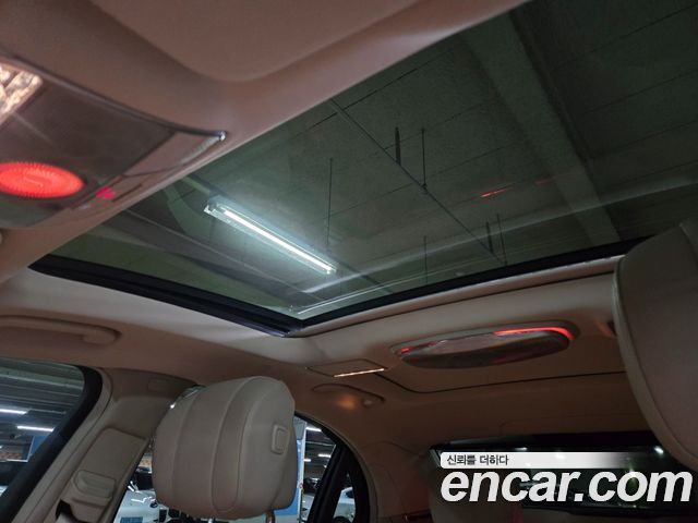 Mercedes-Benz S-Class 2019 — photo 20