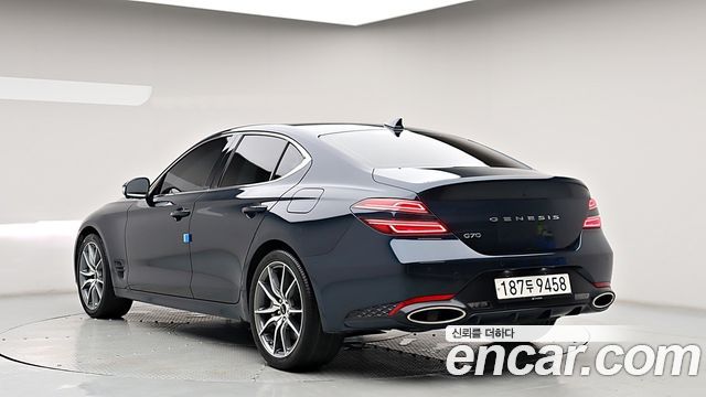 Genesis G70 2024 — photo 2