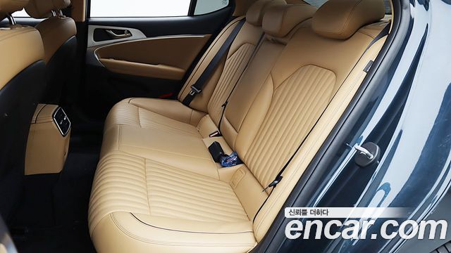 Genesis G70 2024 — photo 8