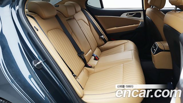 Genesis G70 2024 — photo 9