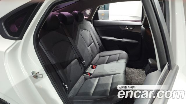 Kia K3 2020 — photo 17