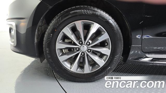 Kia Canival 2018 — photo 5