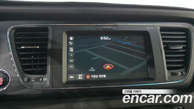 Kia Canival 2018 — photo 22