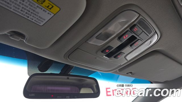 Kia Canival 2018 — photo 28
