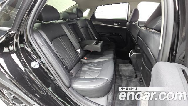 Kia K5 2024 — photo 17