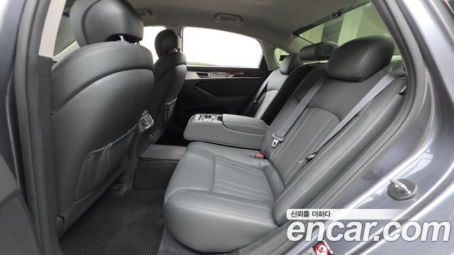 Hyundai Genesis 2016 — photo 12