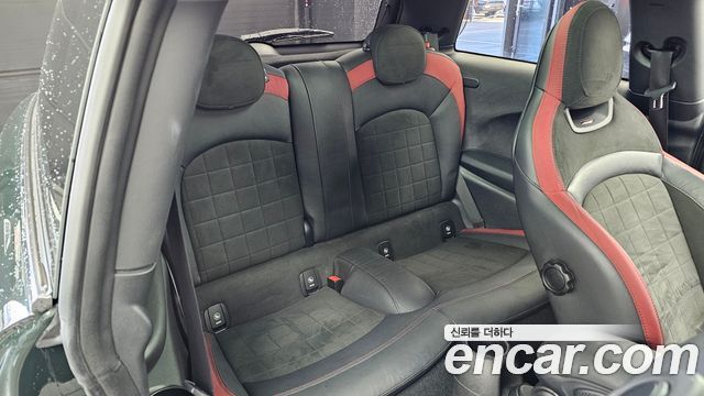 Mini Cooper 2019 — photo 17
