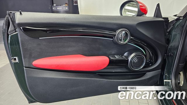 Mini Cooper 2019 — photo 14