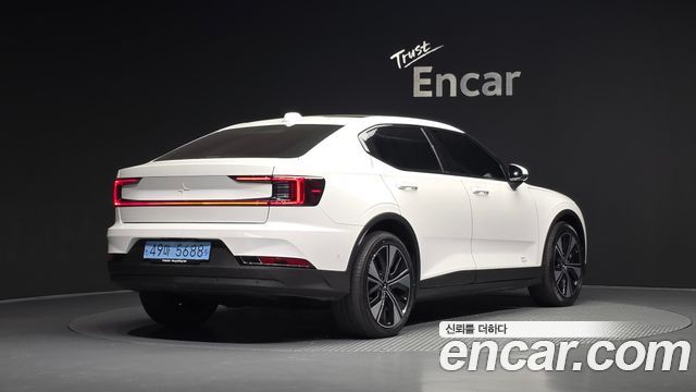Polestar Polestar 2 2023 — photo 2