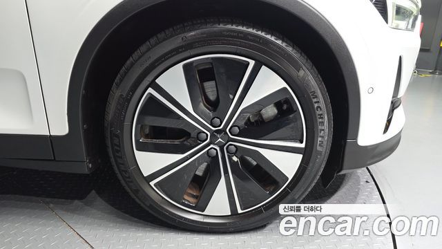 Polestar Polestar 2 2023 — photo 7