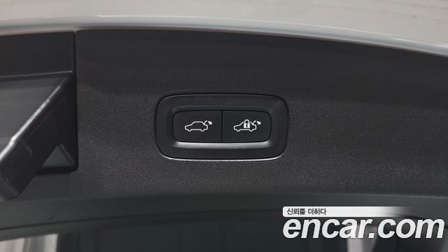 Polestar Polestar 2 2023 — photo 29