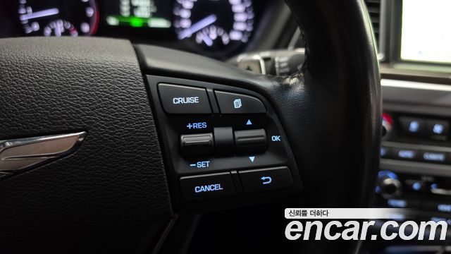 Genesis G80 2018 — photo 23