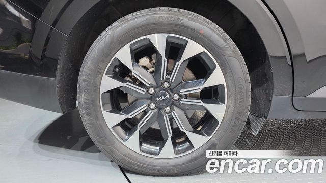Kia Canival 2022 — photo 5